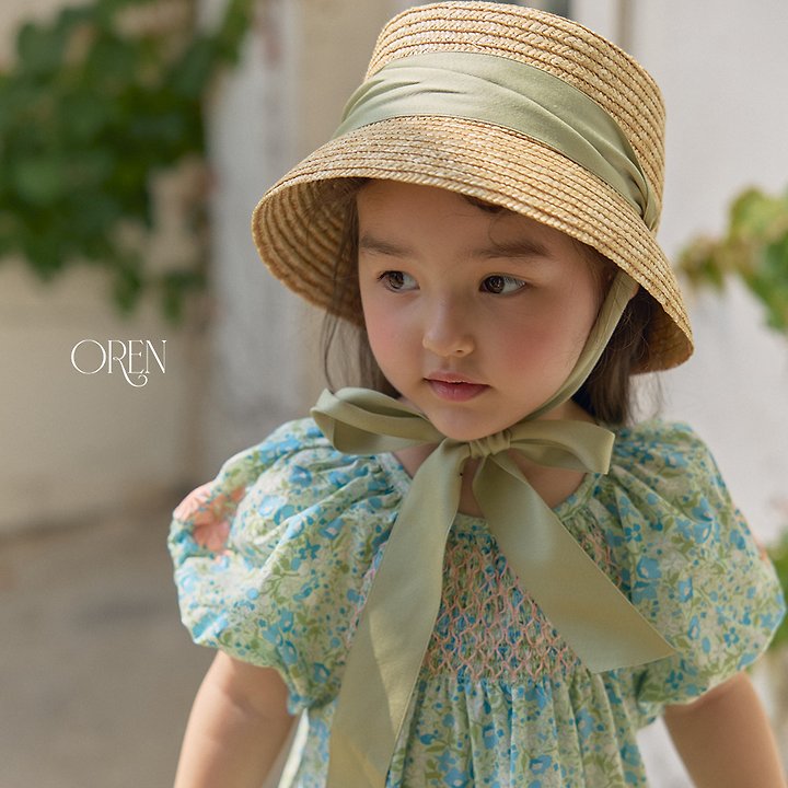Chouette Ribbon Straw Hat Korean toddler accessory in cream ribbon made in Korea