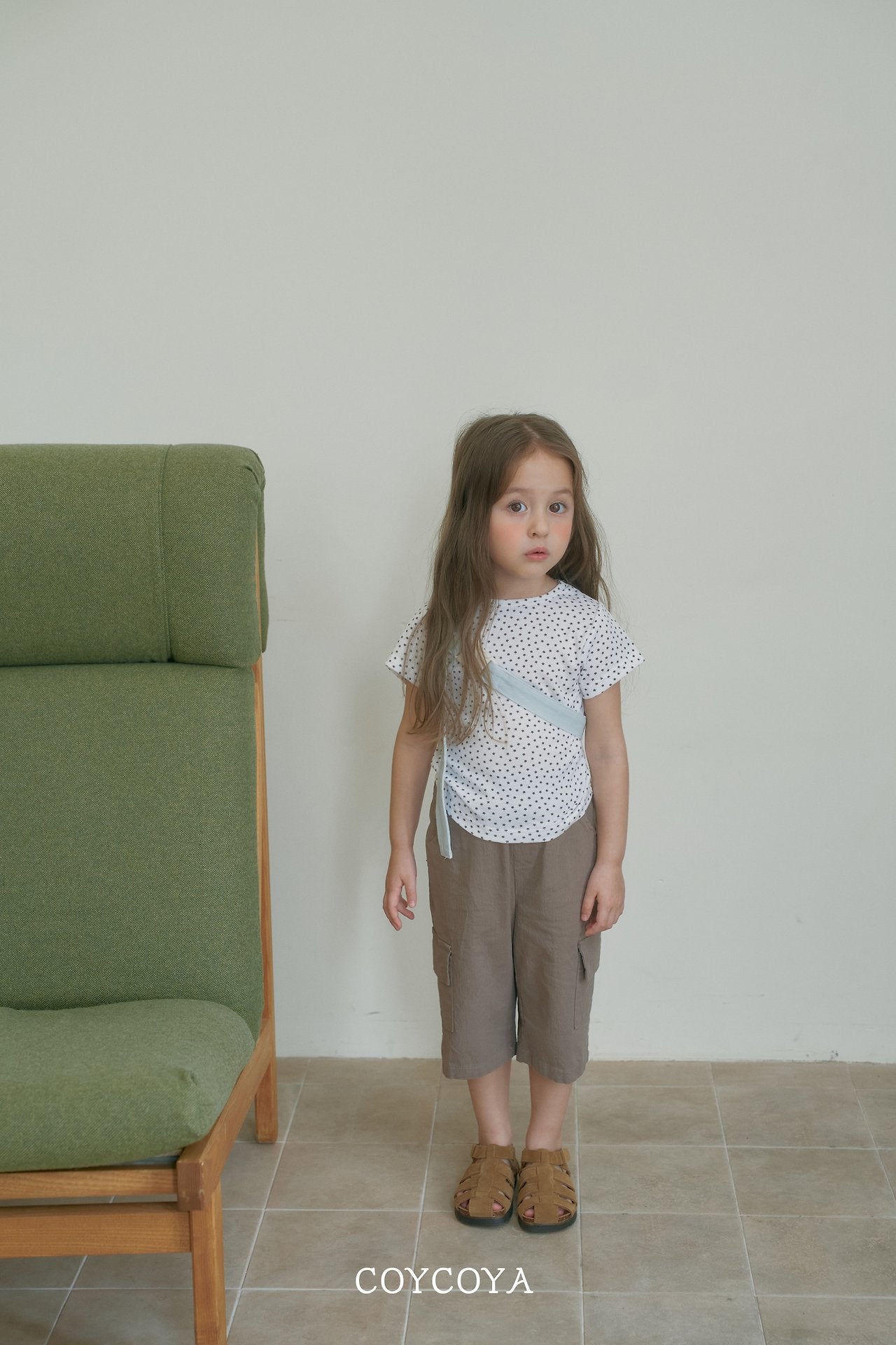 Gen Z 3/4-Length Cargo Pants Korean toddler cargos in brown made in Korea