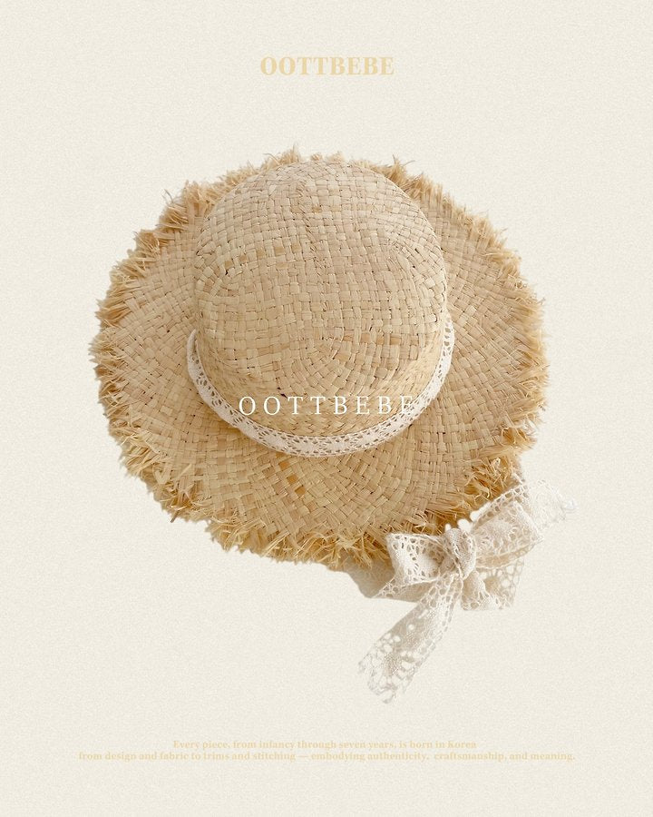 Lace Hat Korean infant accessory in lace made in Korea