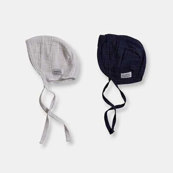 Lovely Bonnet Korean infant accessory in ivory made in Korea