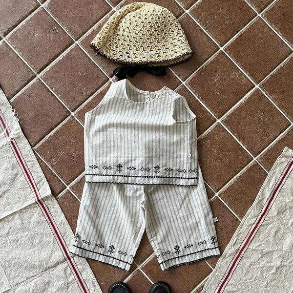 Embroidered Top & Bottom Set Korean toddler set in solid color made in Korea