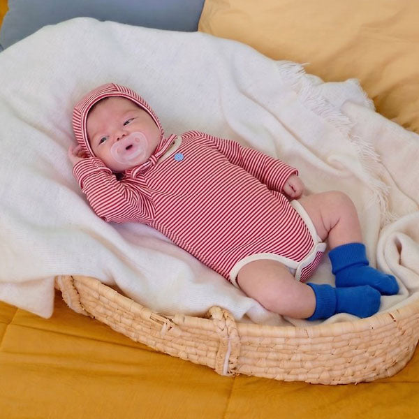 Vanilla Latte Bodysuit Korean infant bodysuit in blue(yellow) made in Korea