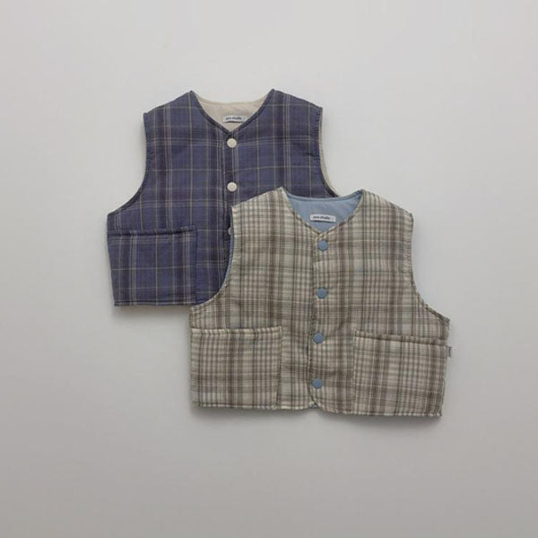Oyu Reversible Vest Korean toddler jacket in ivory made in Korea