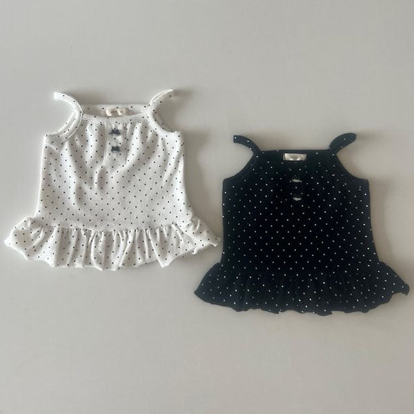 Cat Button Tee Korean infant t-shirt in cream made in Korea