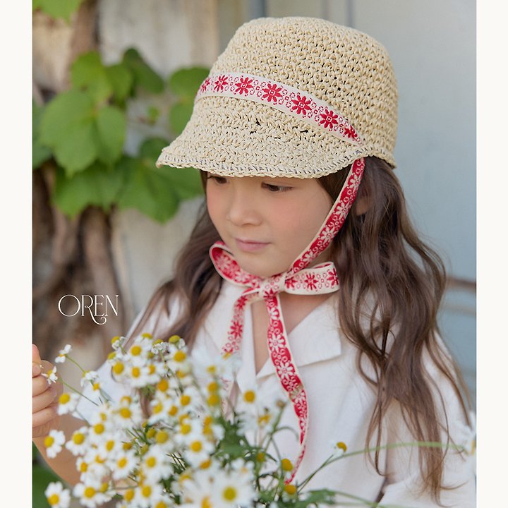 Rosier Straw String Ball Cap Korean toddler accessory in light beige made in Korea