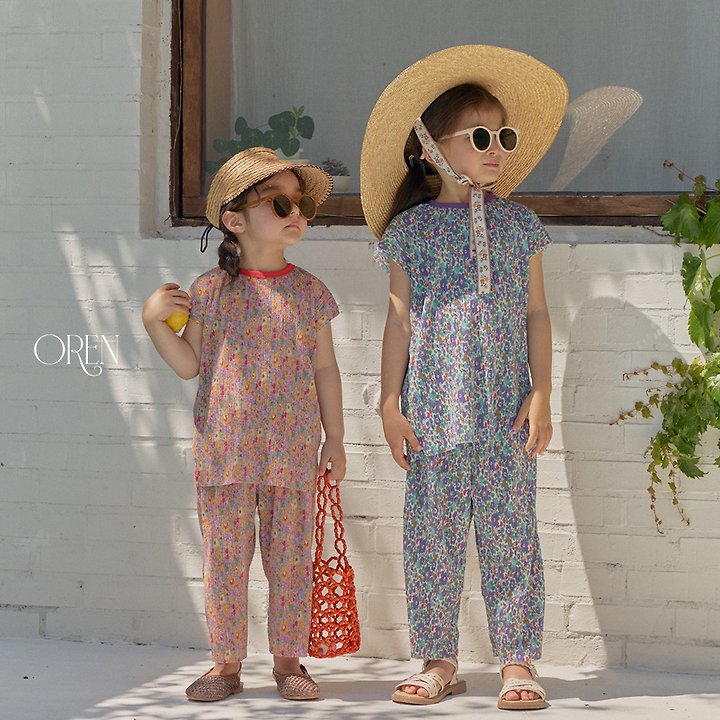 Rosie Pleated Top & Bottom Set Korean toddler set in red floral made in Korea