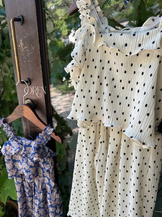 Mom Mellow Pleated Top & Bottom Set Korean kids set in blue flower made in Korea