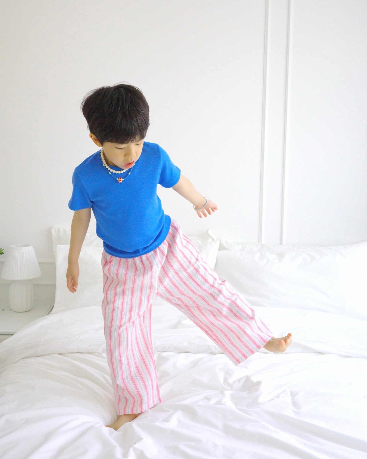 Stretchy Ribbed Tee Korean toddler t-shirt in olive made in Korea