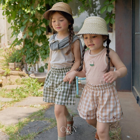 Siero Melo Tank Top Korean toddler tank top in peach made in Korea