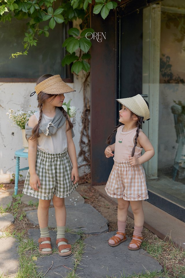 Siero Embroidered Shorts Korean toddler shorts in beige check made in Korea