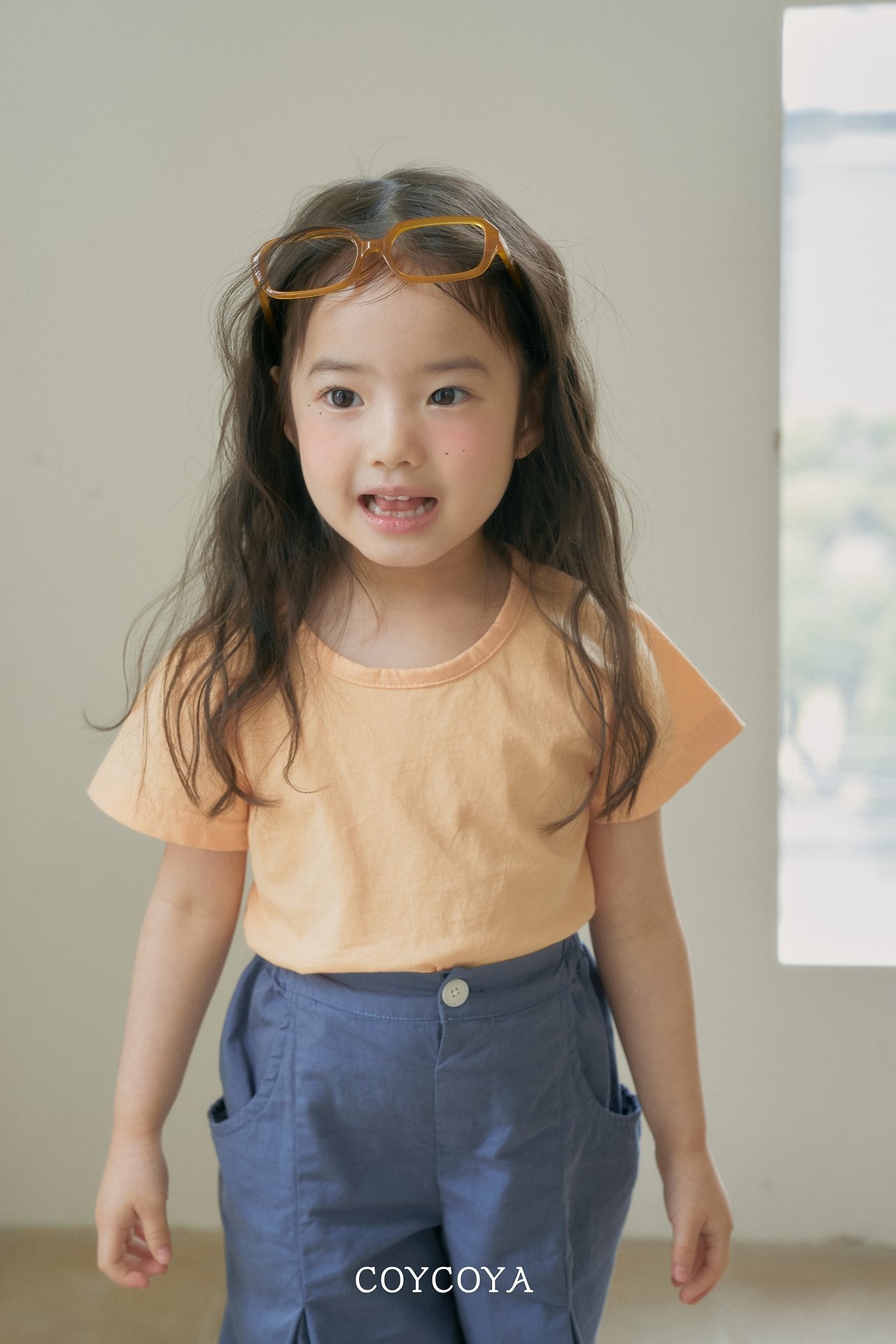 Creamy U-Neck Tee Korean toddler t-shirt in apricot made in Korea