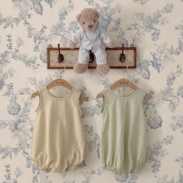 Bebe Sprout Bodysuit Korean infant bodysuit in yellow made in Korea