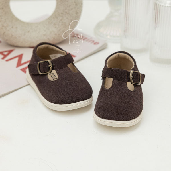 Y807 Kkakkung Squeaky Shoes Korean infant shoes in beige made in Korea