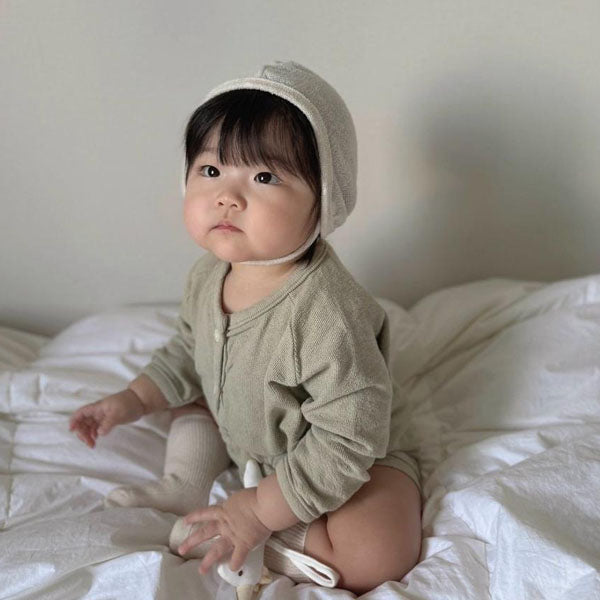 Bebe Set Korean infant set in cream made in Korea