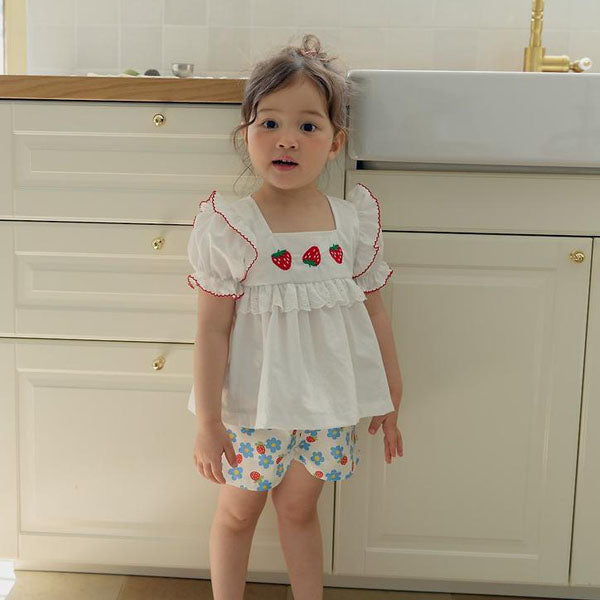 Sour Summer Blouse Korean toddler blouse in white made in Korea