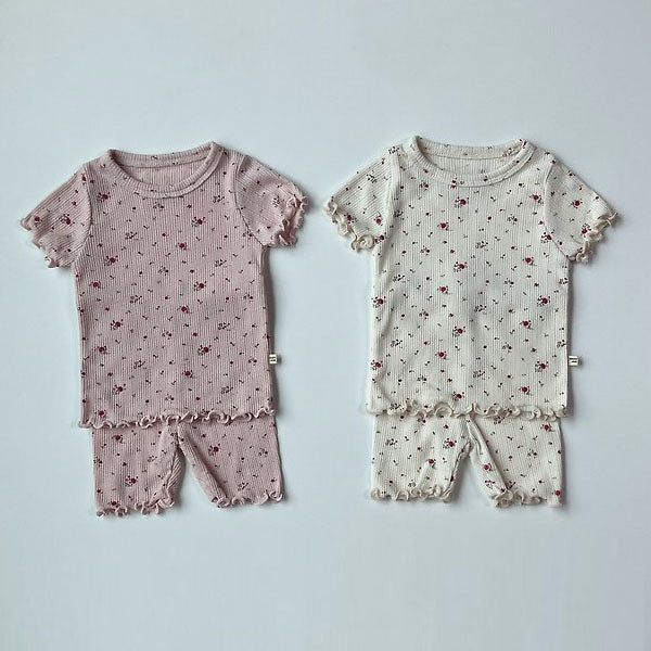 Floral Eyelet Short Sleeve Set-Up Korean infant set in pink made in Korea