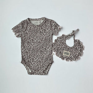 Pink Leo Short Sleeve Bodysuit