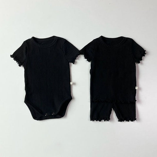 Black Ruffle Short Sleeve Set-Up Korean infant set in black made in Korea