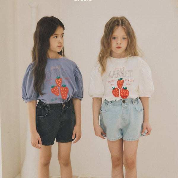 Berries Tee Korean toddler t-shirt in white made in Korea