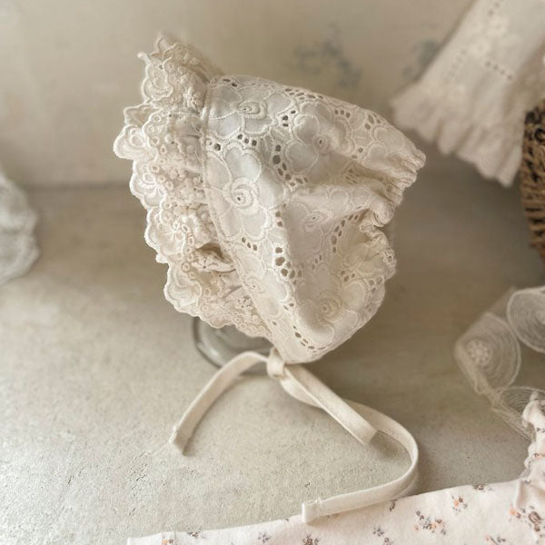 Briante Double-Layer Lace Bonnet Korean infant accessory in cream made in Korea