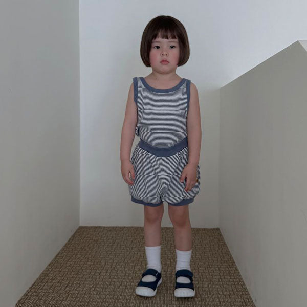 Chubby Stripe Pants Korean toddler pants in burgundy stripe made in Korea