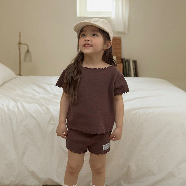 Pretty Stretch Raw-Edge Tee Korean toddler t-shirt in cream made in Korea