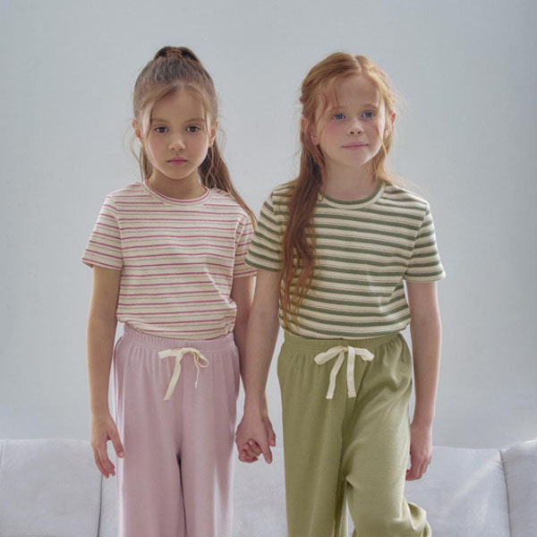 Line Tee Korean toddler t-shirt in pink made in Korea