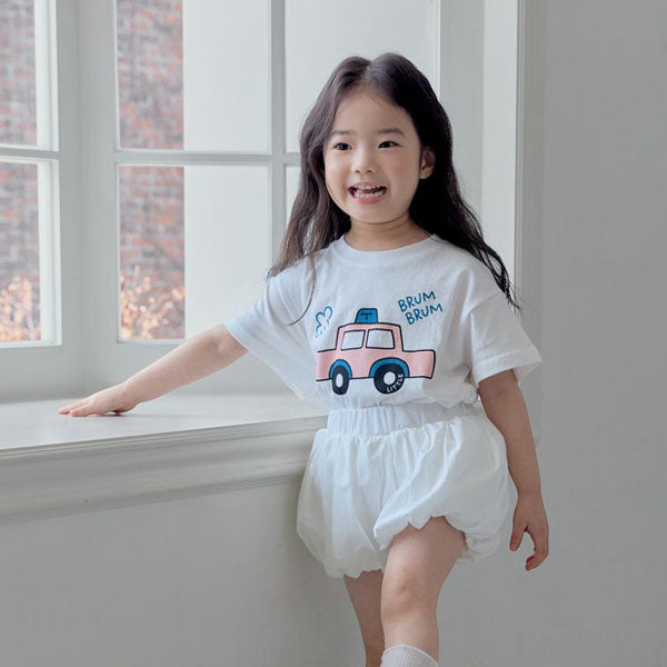 Little Vroom Tee Korean toddler t-shirt in off white made in Korea