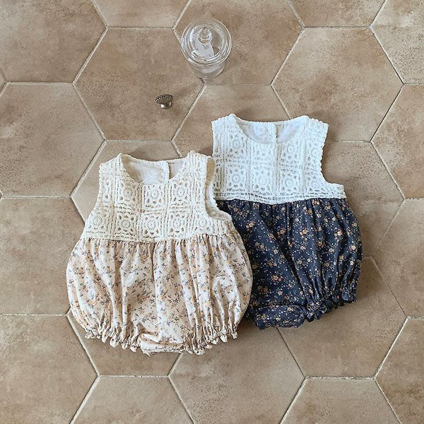 Bonnie Bodysuit Korean infant bodysuit in white made in Korea