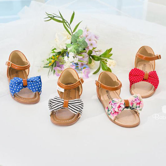 Y010 Girlish Sandals Korean infant shoes in blue polka dot made in Korea