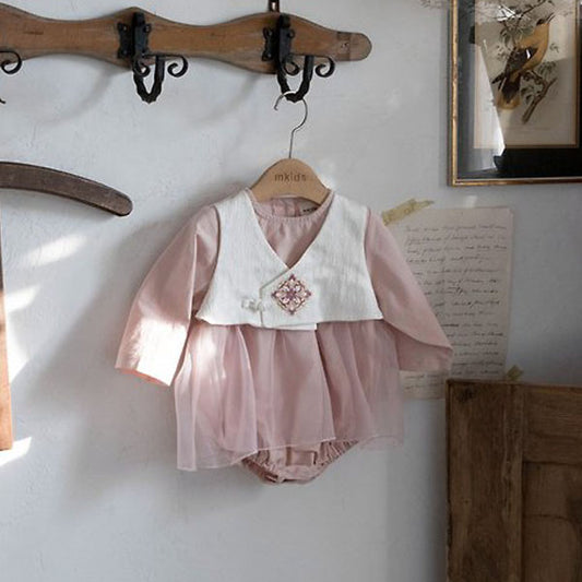 Ari Hanbok Bodysuit - Pink Korean infant bodysuit in pink made in Korea