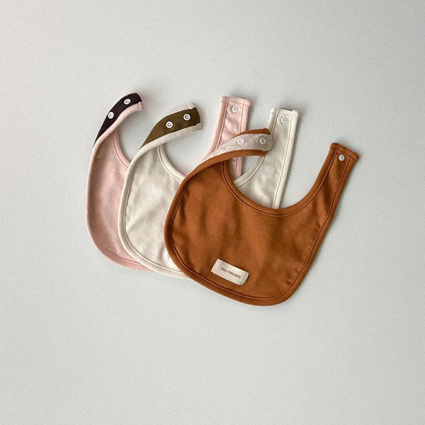 Reversible Bib Korean infant accessory in brick made in Korea