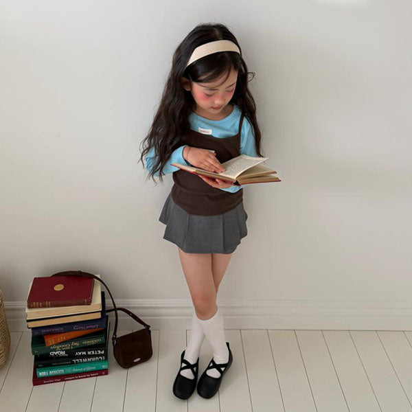 Rosé Pleated Skirt Korean toddler skirt in gray made in Korea