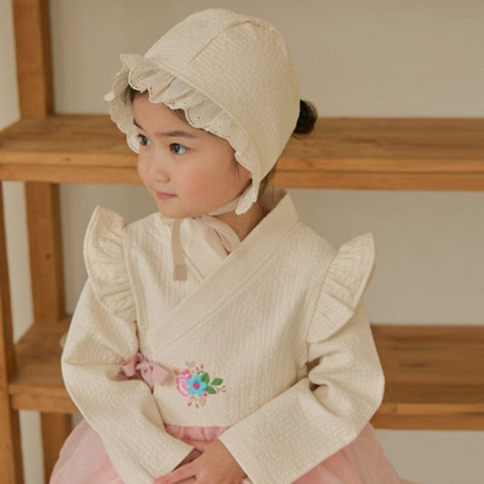 Bonnet Korean infant accessory in ivory made in Korea