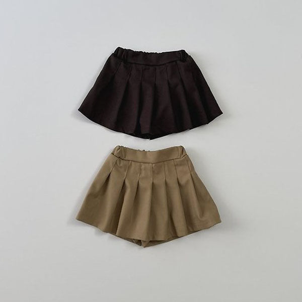 Pleated Skort Korean toddler skort in deep beige made in Korea