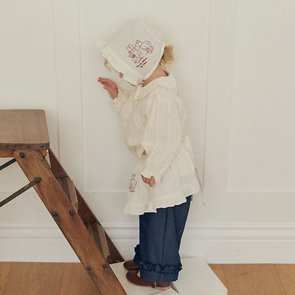 Bonnie Bonnet Korean infant accessory in cream made in Korea