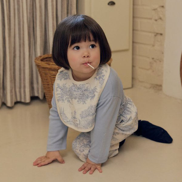 MM Bib Korean infant accessory in toile blue made in Korea