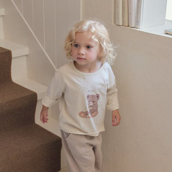 Love Bear Tee Korean infant t-shirt in light beige made in Korea
