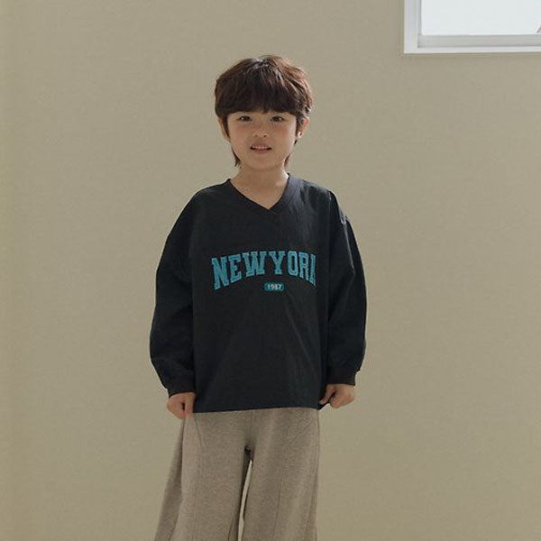 New York Patch Tee Korean toddler t-shirt in khaki made in Korea